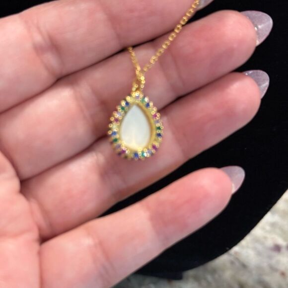 Kate Spade Brilliant Statements Pavé Halo Mini Gold Teardrop Pendant Necklace - Picture 8 of 9